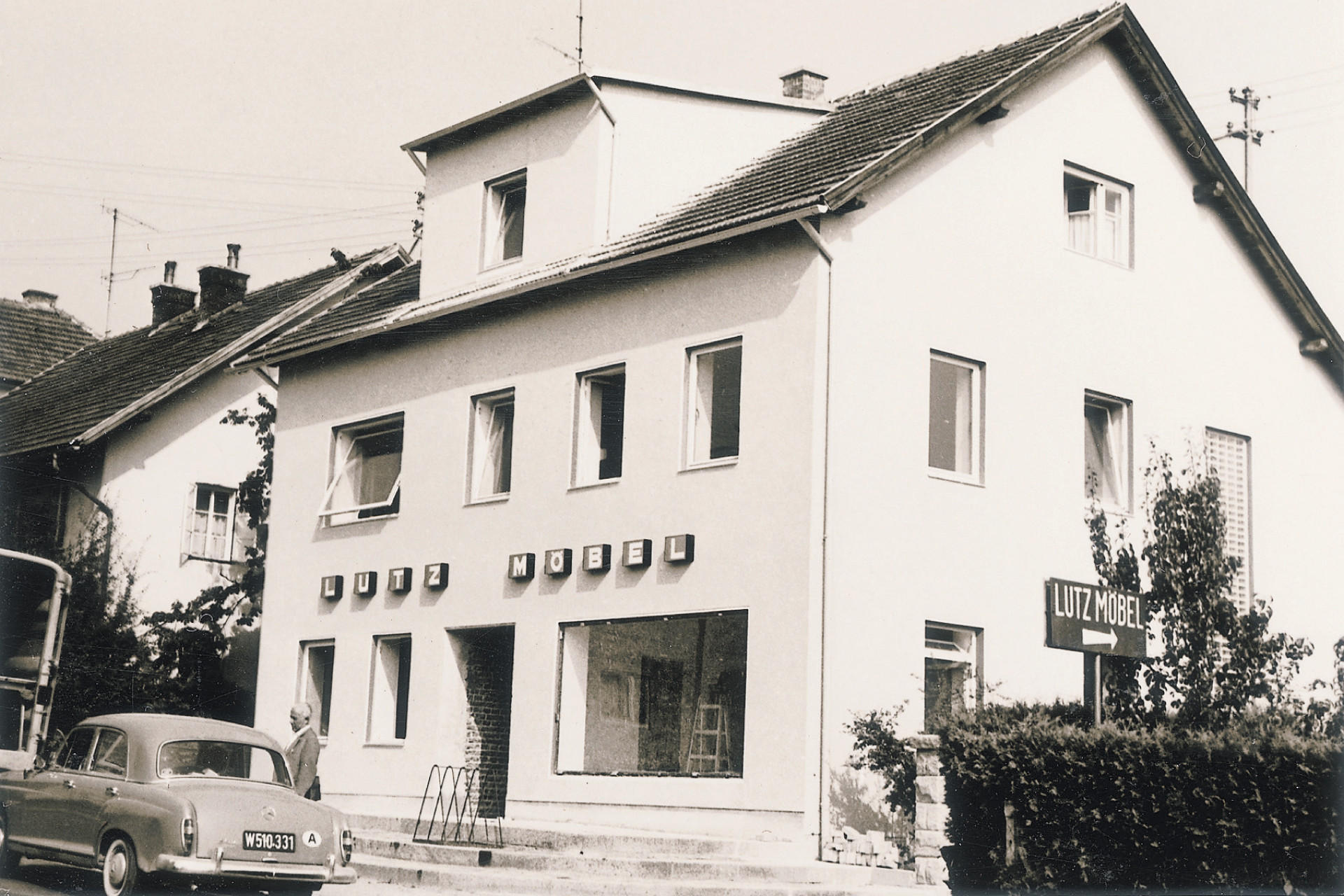 Látványkép az első Lutz üzletről