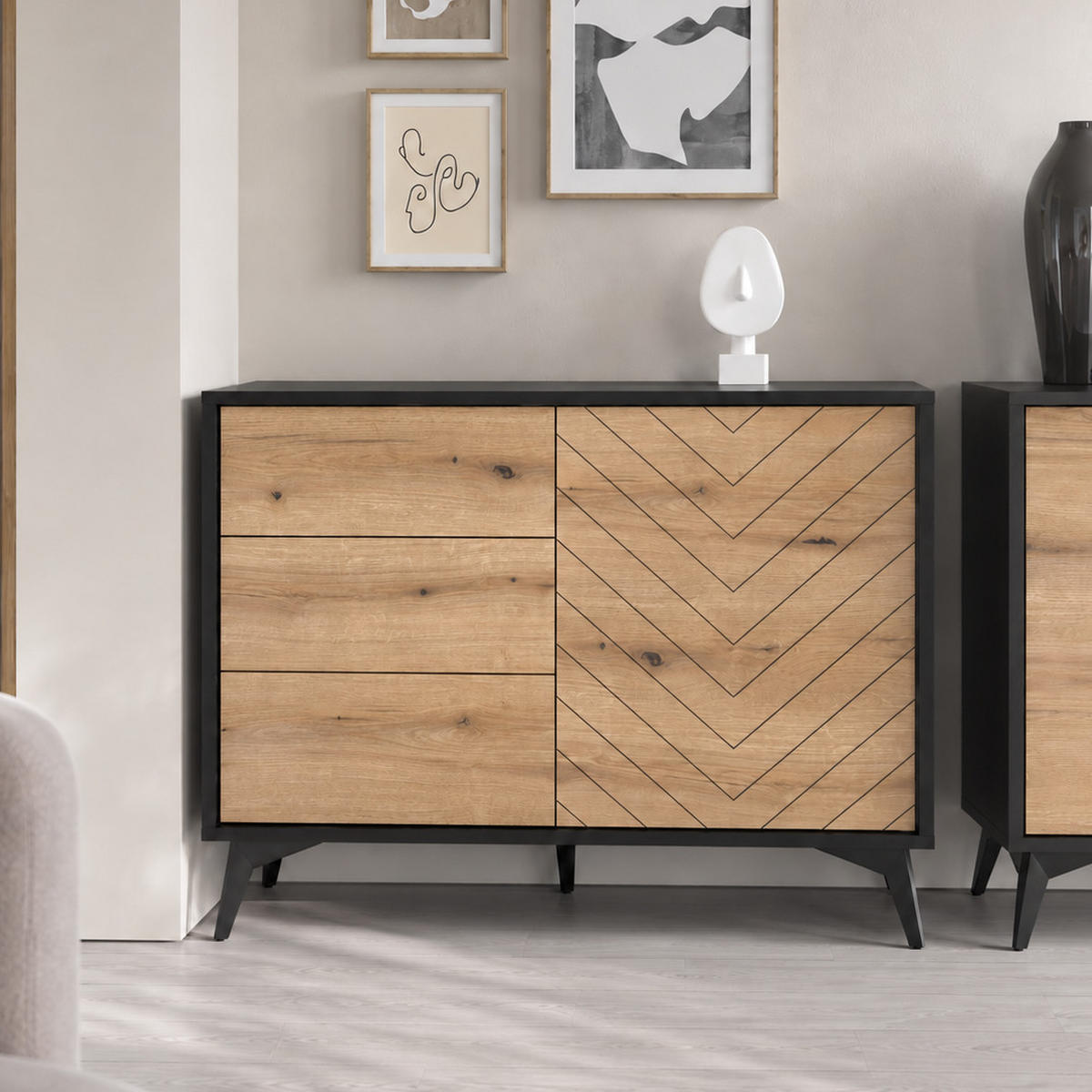 KOMMODE DIAMOND K1D3SZ (Eiche Evoke, Schwarz, Fischgrätmuster, Metallfüße, Push to Open) - Eichefarben/Schwarz, Holz/Holzwerkstoff (104/77/39cm) - Ravio