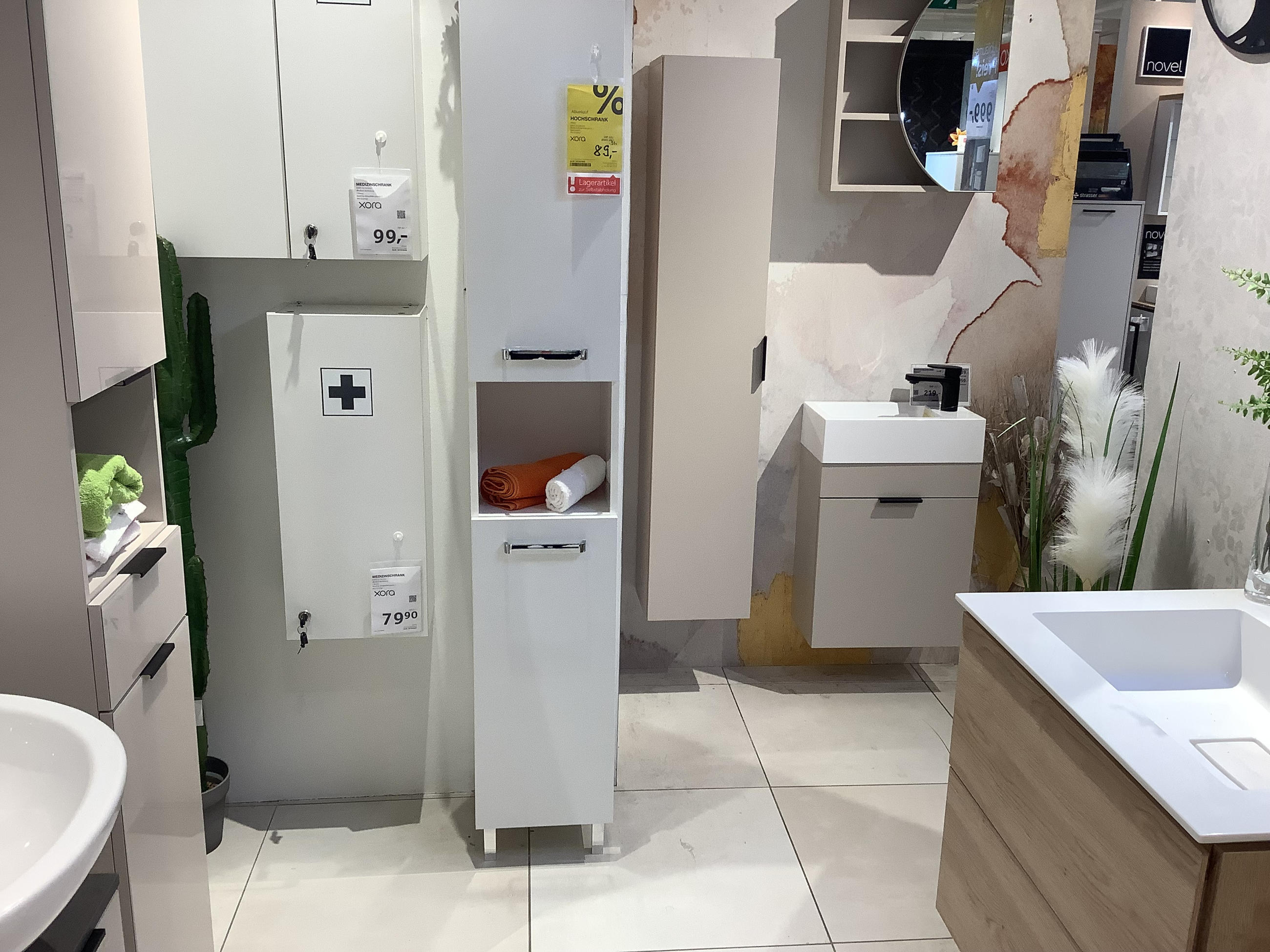 Hochschrank Tivoli - Xora