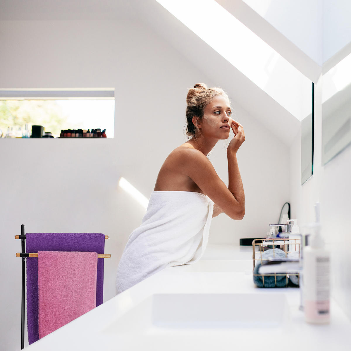 HANDTUCHHALTER - Multicolor, Holz/Metall (46.5/88/20cm) - Relaxdays