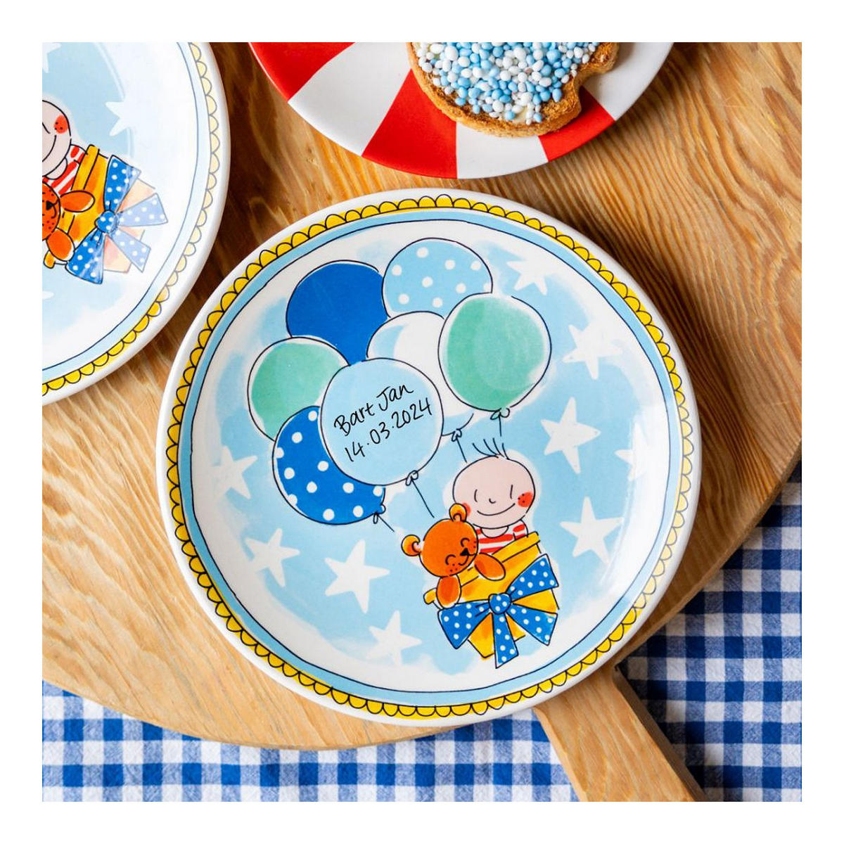 FRÜHSTÜCKSTELLER Es ist ein Junge in Bunt - 22cm - Multicolor, Keramik (21.8/21.8/2.5cm) - Blond Amsterdam