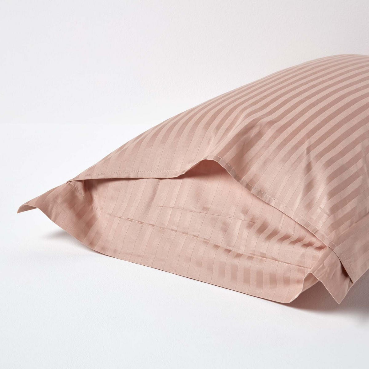 KISSENBEZUG Damast mit Stehsaum, Fadendichte 330 - Taupe, Textil (48/74cm) - Homescapes