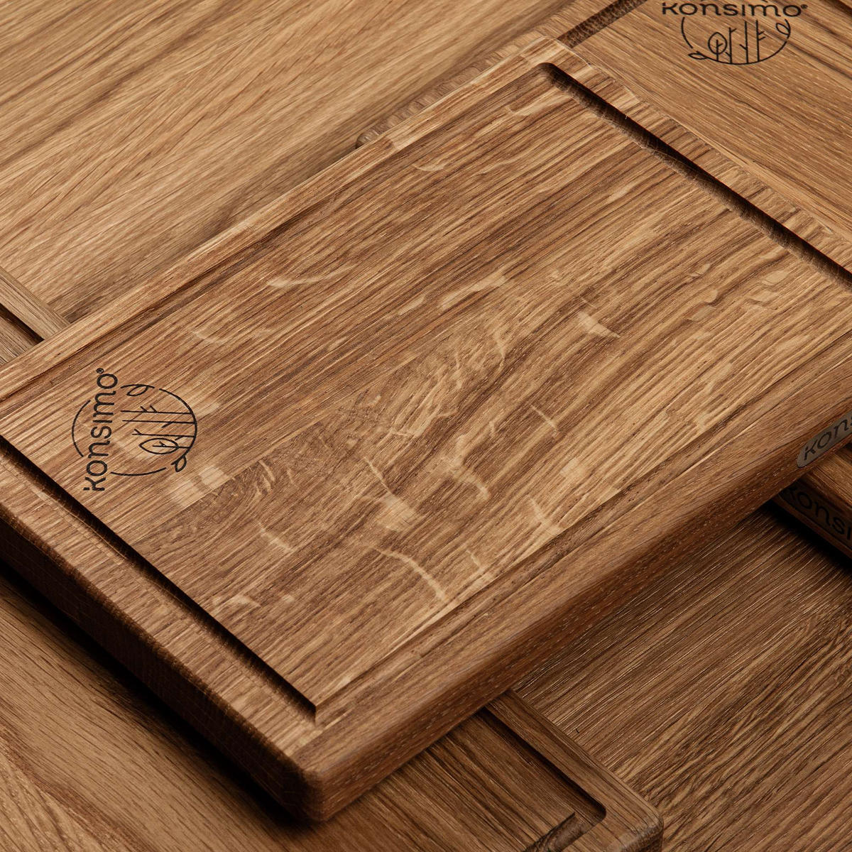 SCHNEIDEBRETT Solida - Eichefarben/Braun, Holz (20/30cm) - KONSIMO®
