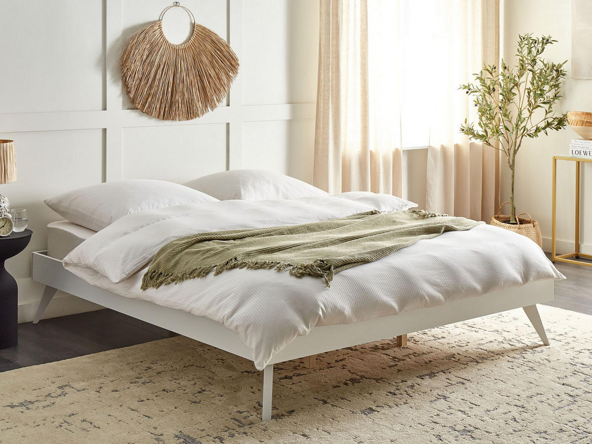 BETT mit Lattenrost 180x200 cm Weiß Berric - Weiß, Holzwerkstoff (180/200cm) - Beliani