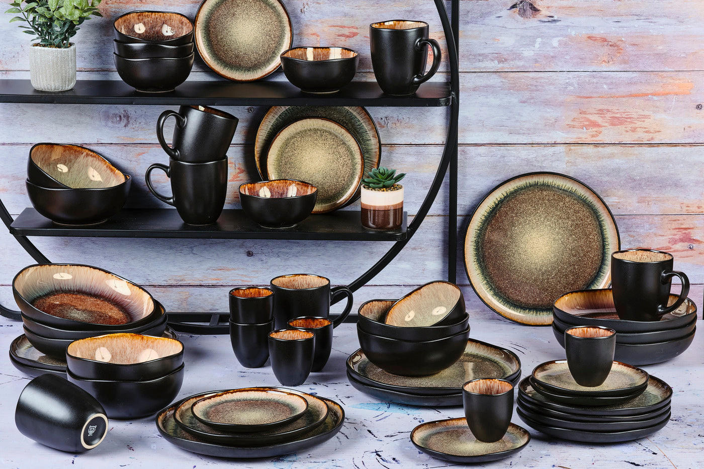 KOMPLETTSERVICE Iris - 48er-Set - Wildbraun - Braun, Keramik (1/1/1cm) - Björn