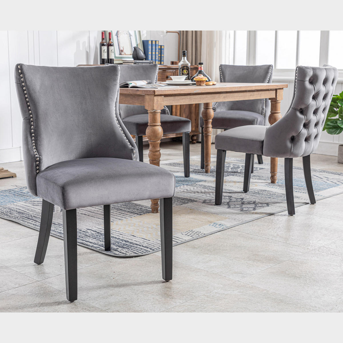 SAMTSTUHL 4er-Set mit Massivholzbeinen, Knopfheftung und Griffring, komfortabler Esszimmerstuhl bis 150 kg, grau - Grau, Textil (45/91/50cm) - Luhomfu