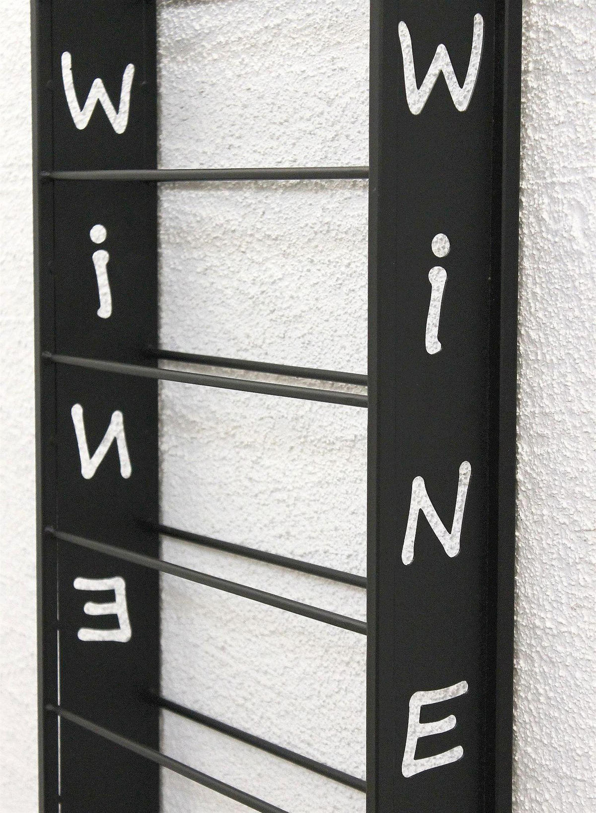 WEINREGAL Sofie für 8 Flaschen Wand Metall Schwarz 88 cm - Schwarz, Metall (7/88/8cm) - DanDiBo