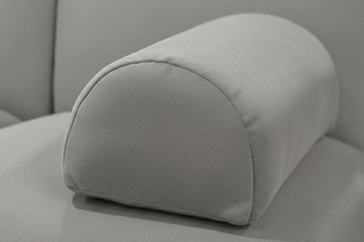 ARMLEHNKISSEN LAYLA Taupe Velvet - Taupe, Textil (52/20cm) - KAWOLA