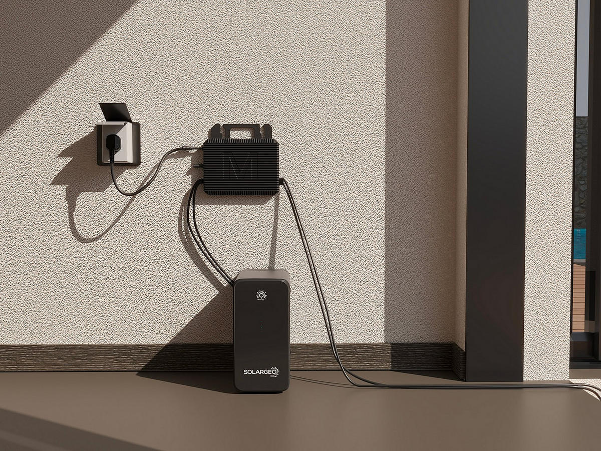 BATTERIE - 300cm x 29.6cm - ABS - schwarz, anthrazitgrau - ECLERA - Schwarz, Kunststoff (29.6/300cm) - Vente-Unique