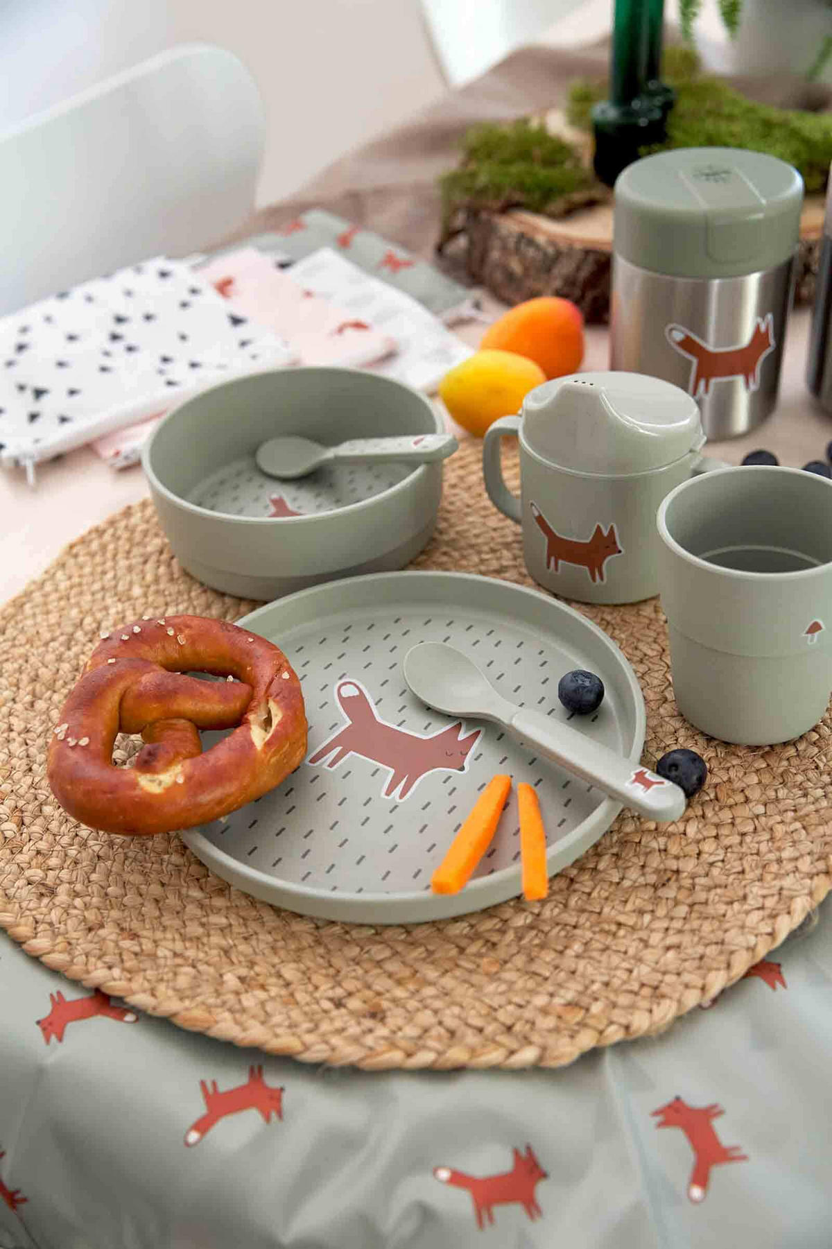 KINDER-GESCHIRR-SET Little Forest Fox 4er Set - Dunkelgrün, Kunststoff (7.2/26/22.7cm) - Lässig