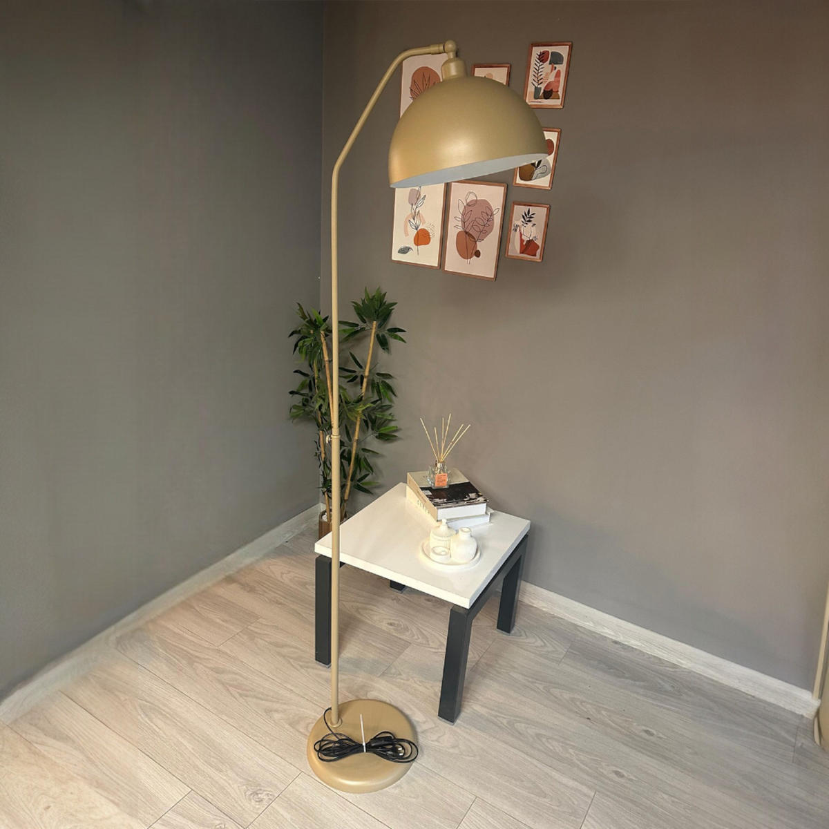 STEHLAMPE Helvik - Beige, Metall (37/37/170cm) - Bamyum