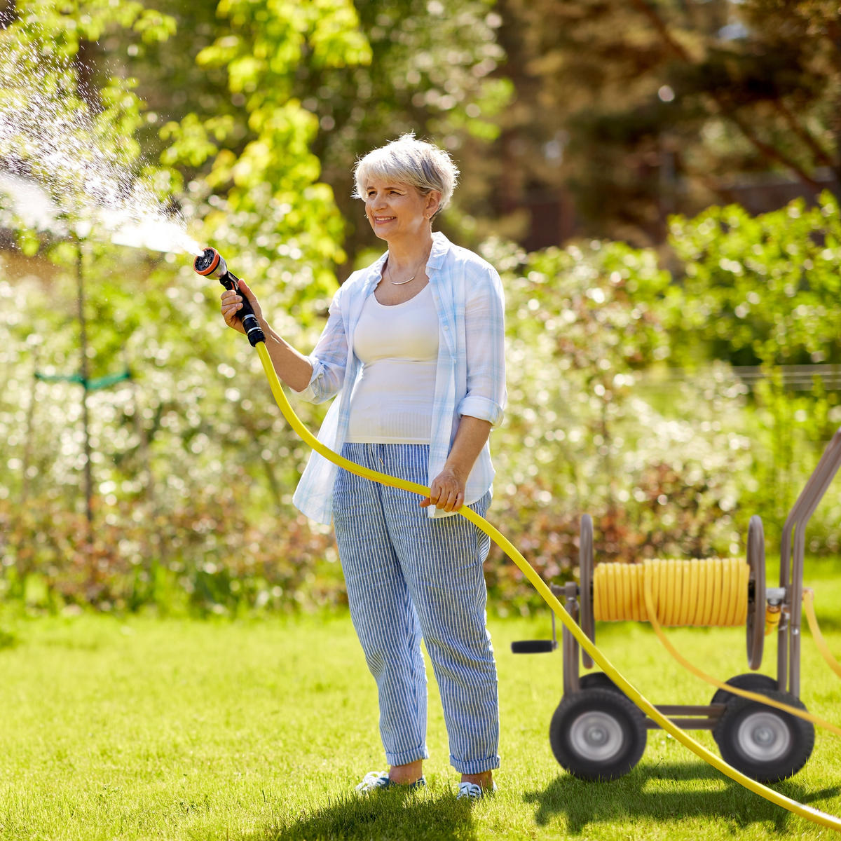 SCHLAUCHWAGEN - Braun, Kunststoff/Metall (50/81/80cm) - Relaxdays