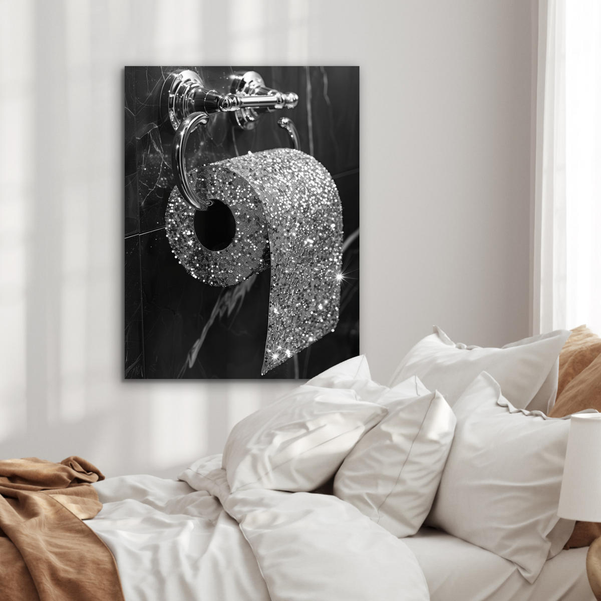 KOVOVÝ OBRAZ WC - toaletný papier - čiernobiely - trblietky 60x80 cm - strieborná, kov (60/80cm) - MuchoWow