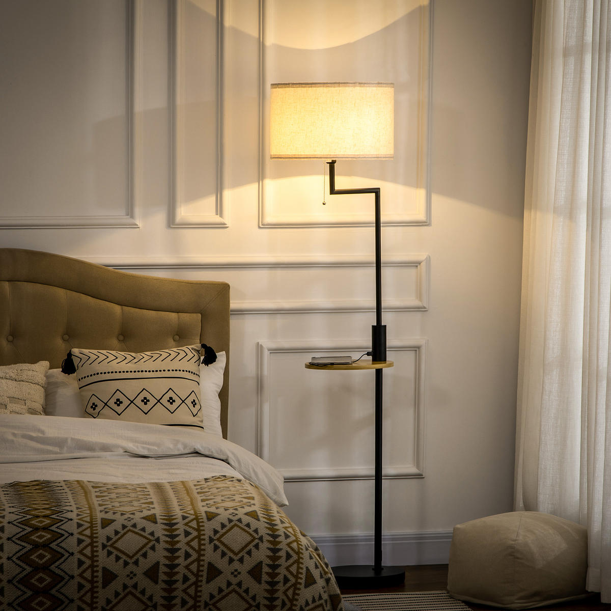 STEHLEUCHTE, Stehlampe mit Ablage, 40 W Standlampe mit USB-Anschluss, Creme - Weiß, Metall (40/40/170cm) - HOMCOM