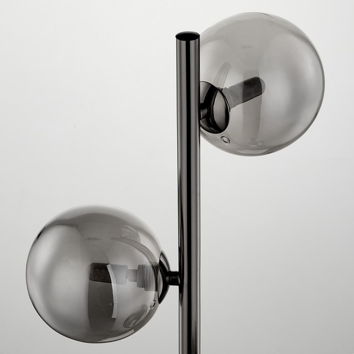 STEHLEUCHTE - Metall - Grau, Glas (28/28/153cm) - home24