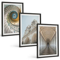 BILDER SET 3er Set - 40x60 cm Schwarzer Rahmen - Wendeltreppe der Kathedralenfassade - Schwarz, Kunststoff (40/60cm) - TULUP