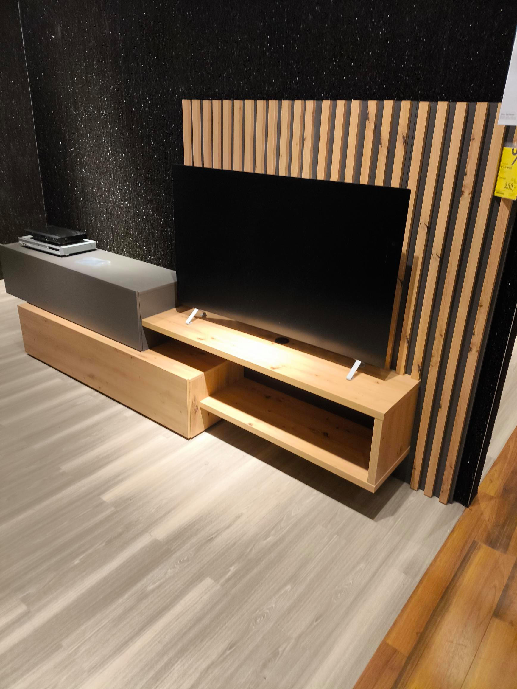 Wohnwand GIBARIAN - Carryhome