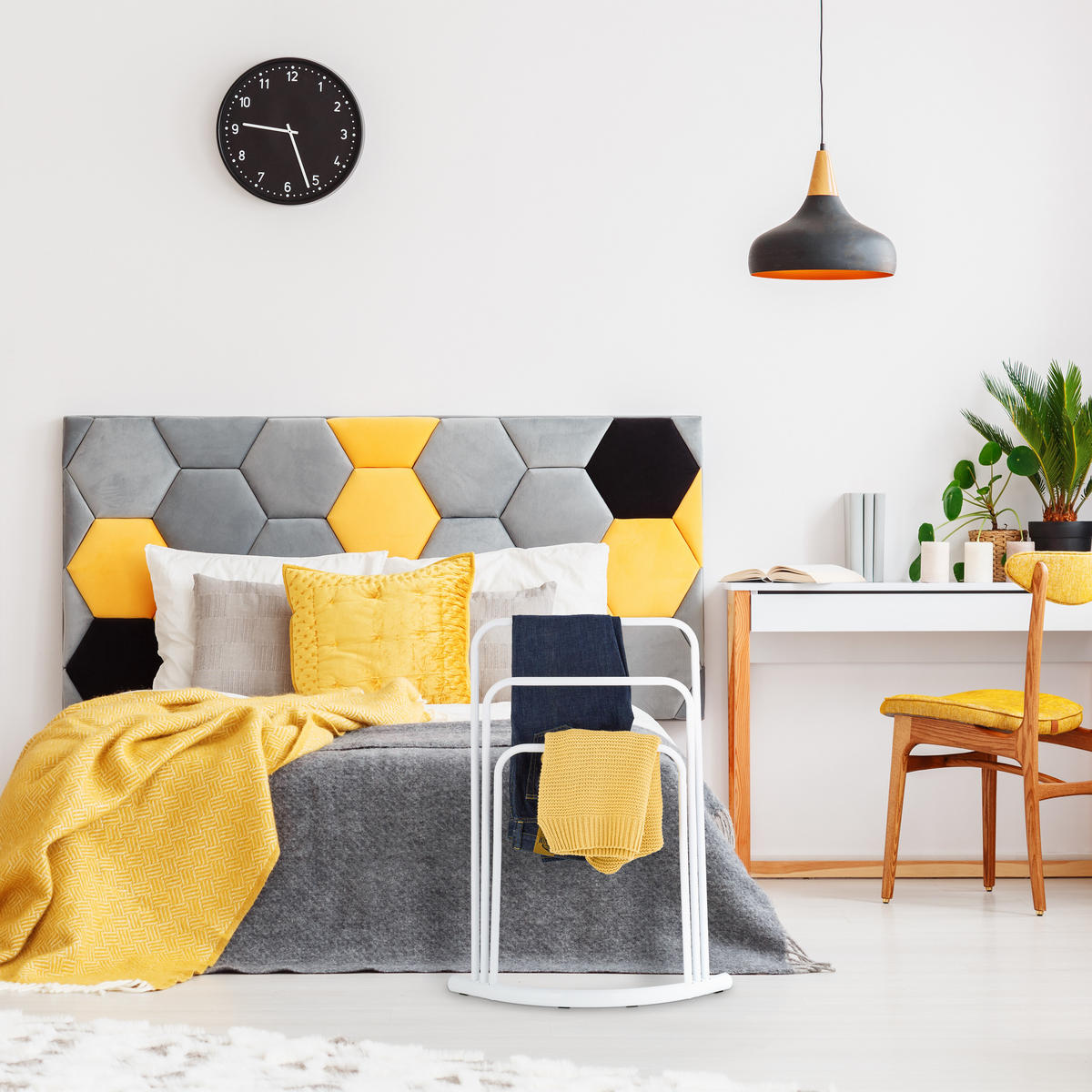 HANDTUCHSTÄNDER - Weiß, Metall (66/86/21cm) - Relaxdays