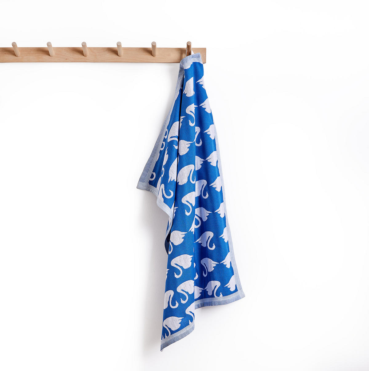 KÜCHENTUCH Sweet Xmas Schwan - Blau, Textil (50/67cm) - Butlers