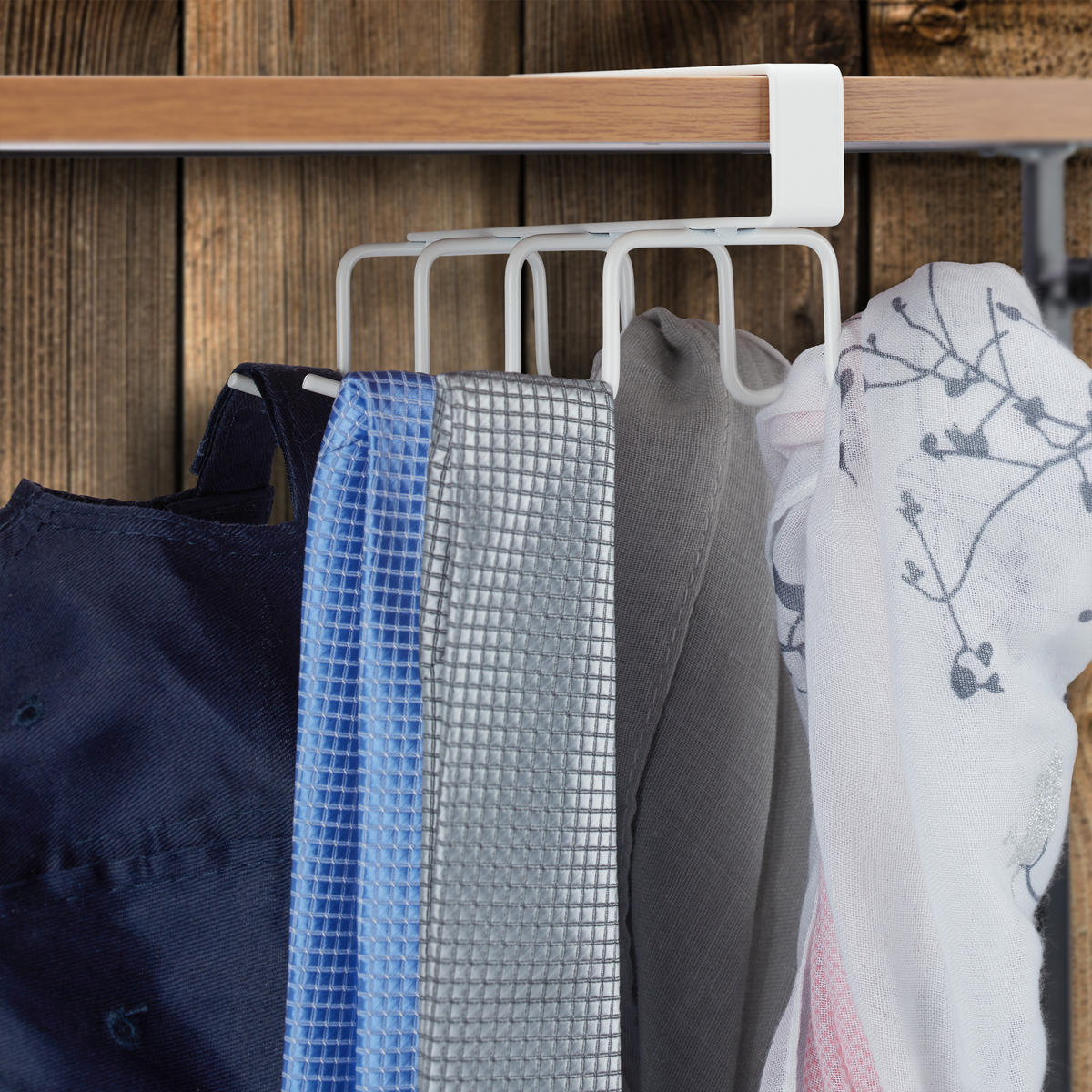 VLOŽKA do skrine - biela, kov (10/6.5/18cm) - Relaxdays