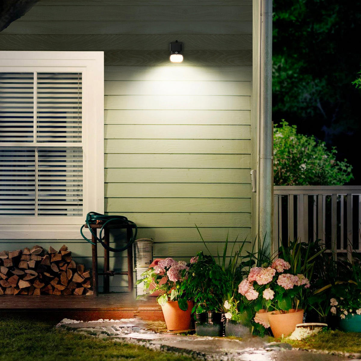 BRILOCK 1500LM Solar-Sensor-Wandleuchte - Schwarz, Kunststoff (12/11/15cm) - Lumisky