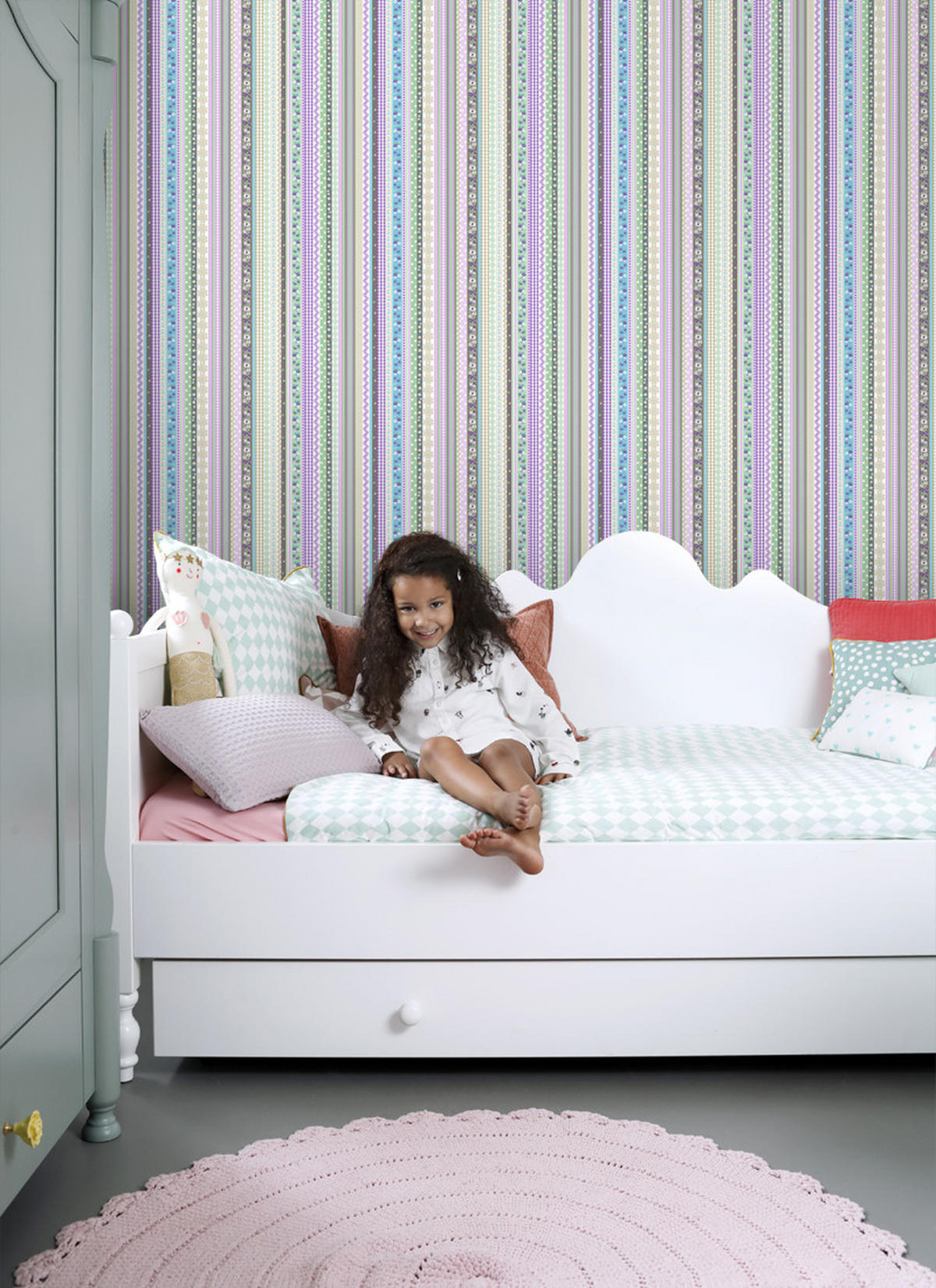 TAPETE Schleifen 53 cm x 10.05 m - Lila, Papier (53/0.1cm) - ESTAhome