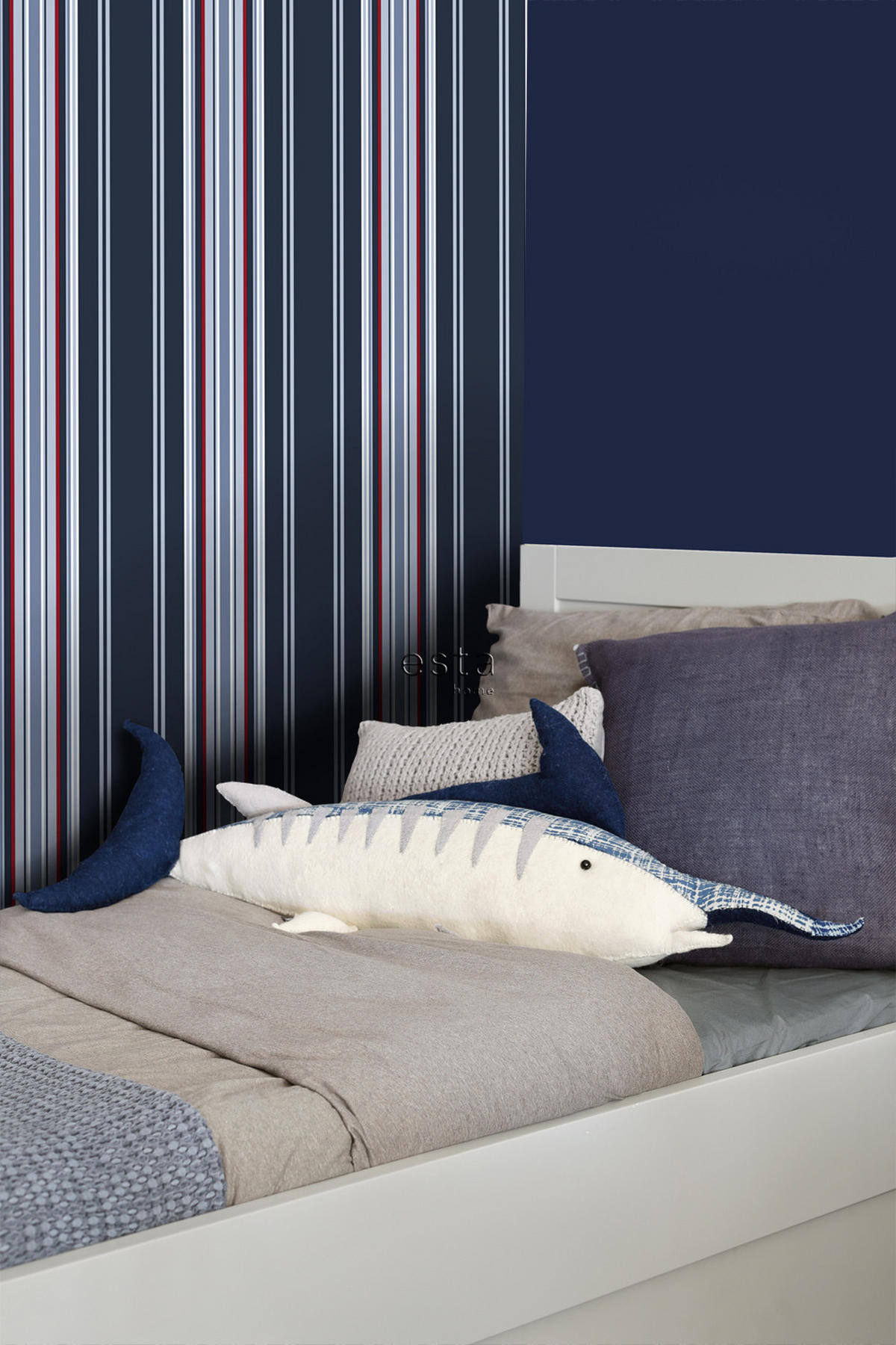 TAPETE Streifen 53 cm x 10.05 m - Blau, Papier (53/1000cm) - ESTAhome