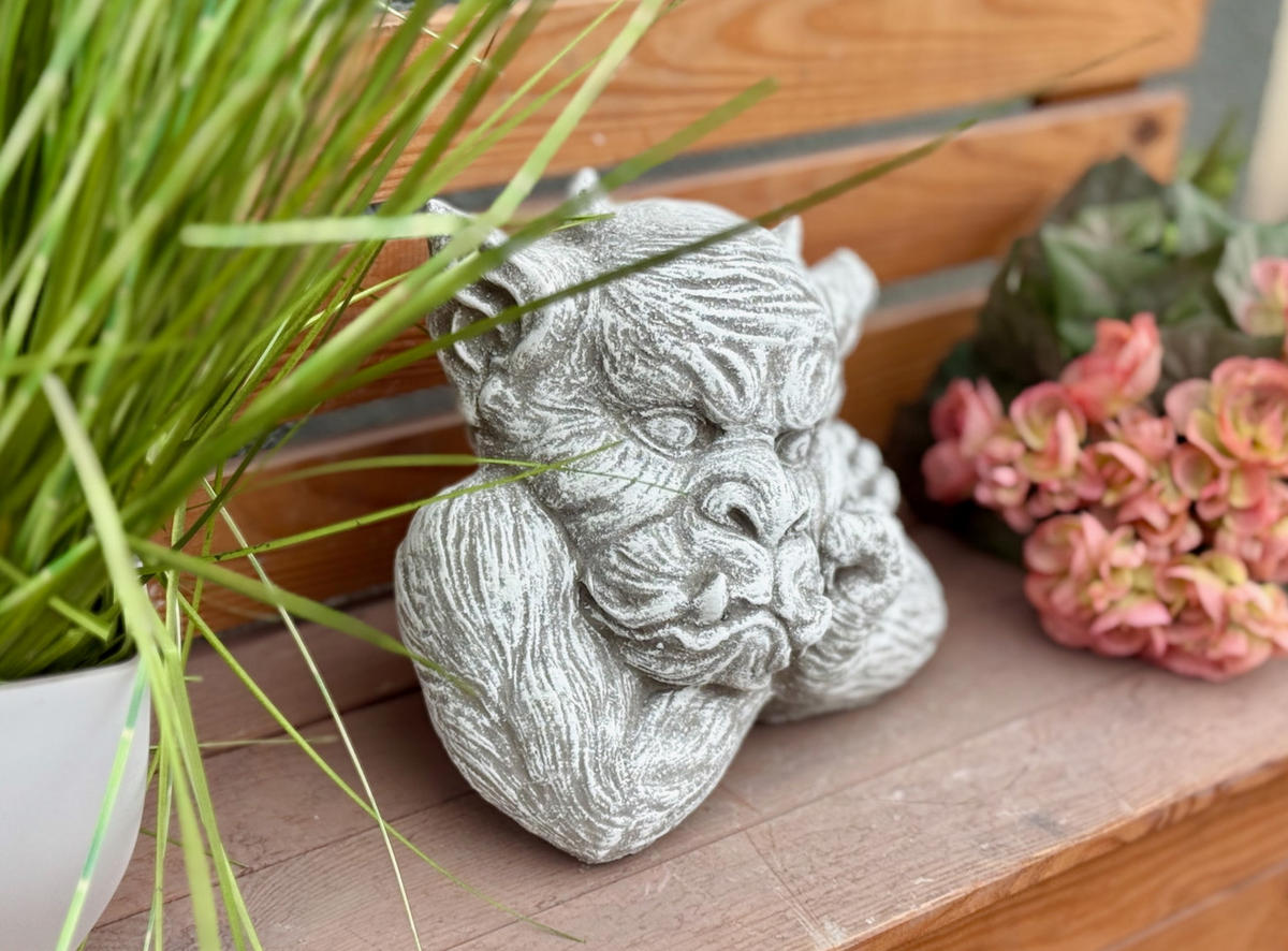 STEINFIGUR Gargoyle Roberto frostfest - Grau, Stein (22/20/16cm) - stoneandstyle
