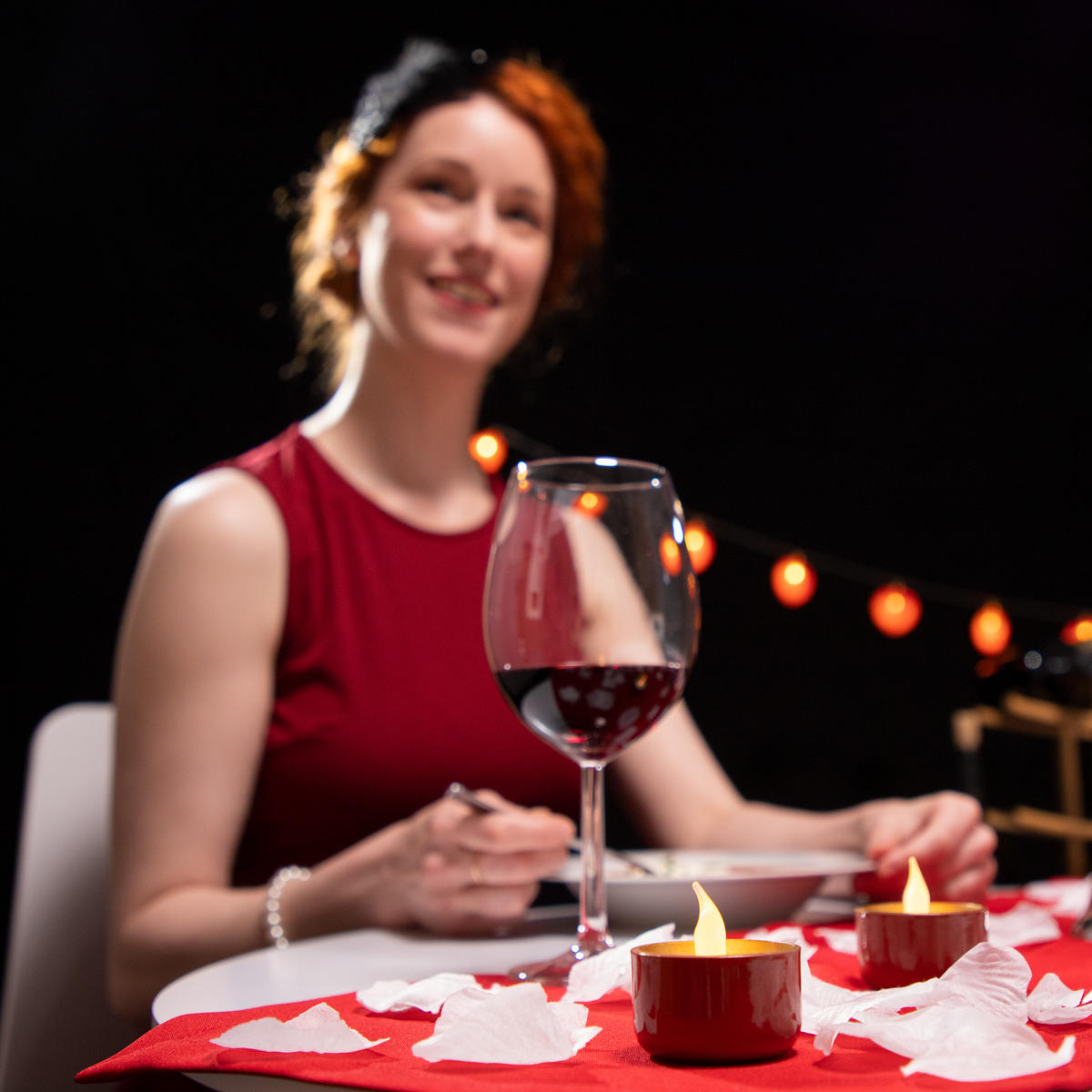 2xLED-TEELICHT - Weiß, Kunststoff (3.5/4.5/3.5cm) - Relaxdays