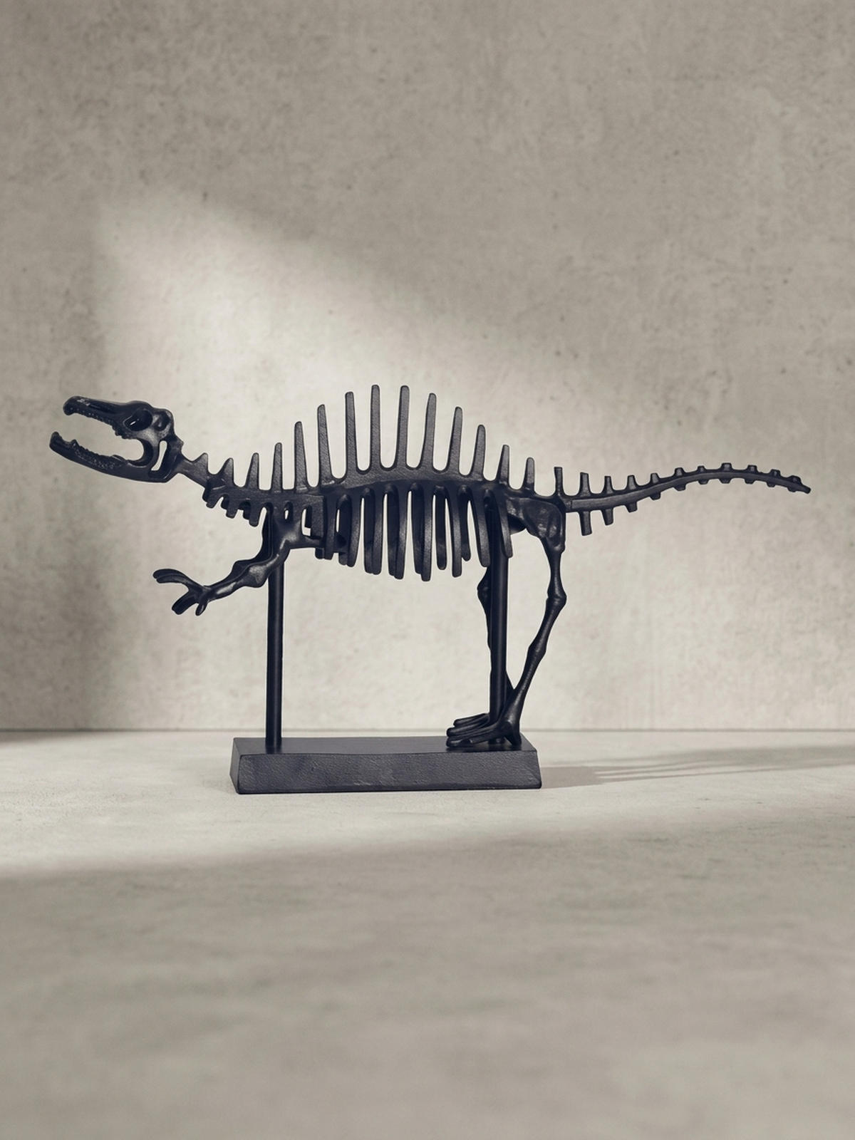 DEKOFIGUR T-Rex Aluminium Schwarz 62 cm mit Sockel - Schwarz, Metall (62/33/12cm) - KADIMA DESIGN
