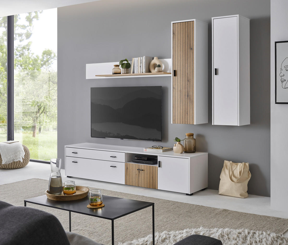 WOHNWAND 4-teilig weiß matt, Eiche 243 x 180 cm, Schrankwand mit viel Stauraum und Soft-Close - Eichefarben/Schwarz, Holzwerkstoff/Kunststoff (243/180/42cm) - Furn.Design
