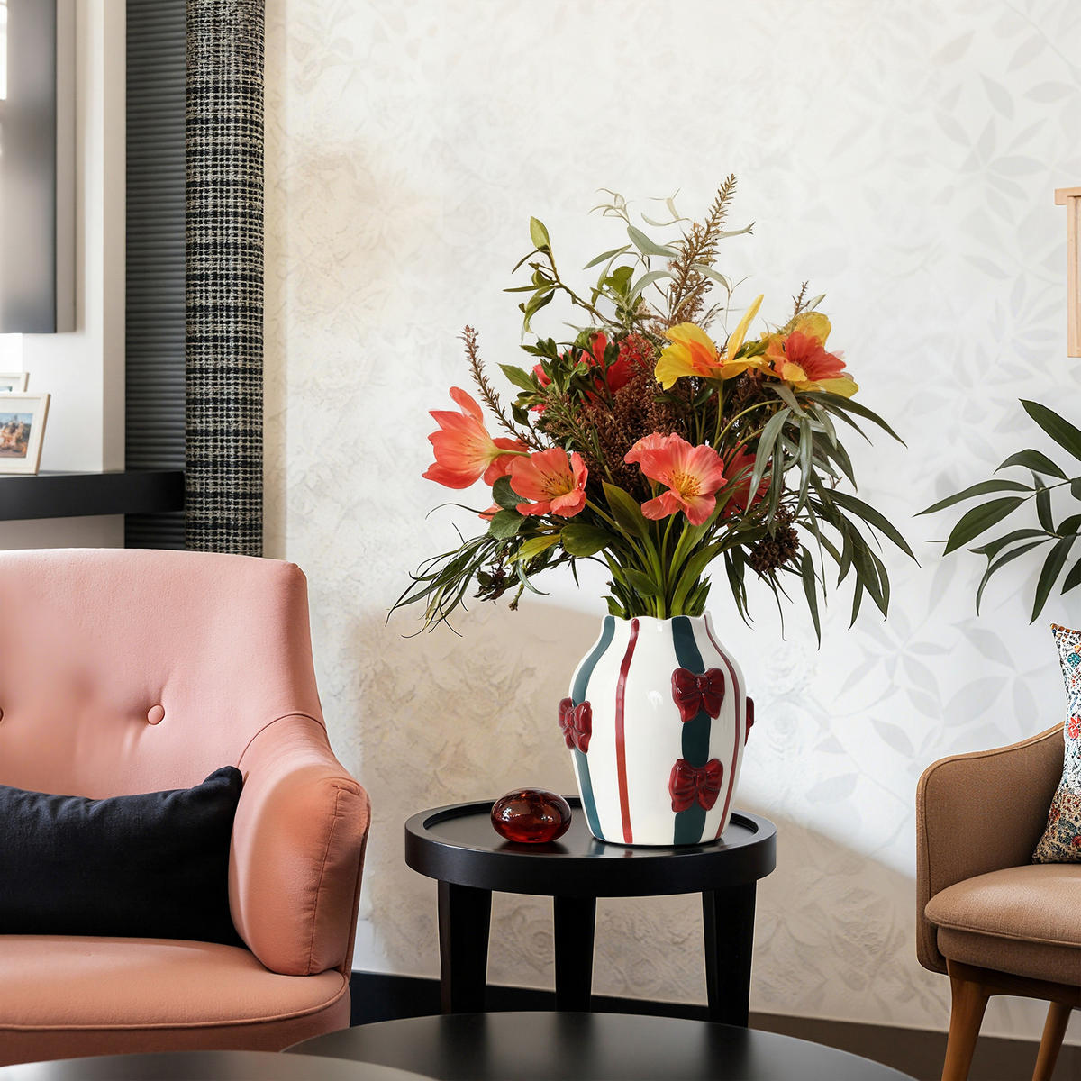 KERAMIKVASE, Schleifen-Design, D9,4 cm, H21 cm - Weiß, Keramik (22cm) - Hometopia