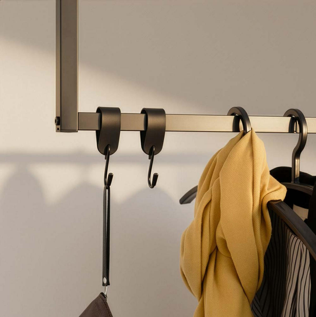 S-HAKEN SHAPE - Menge: 5 - Schwarz, Metall (11/4/3cm) - Home Deluxe