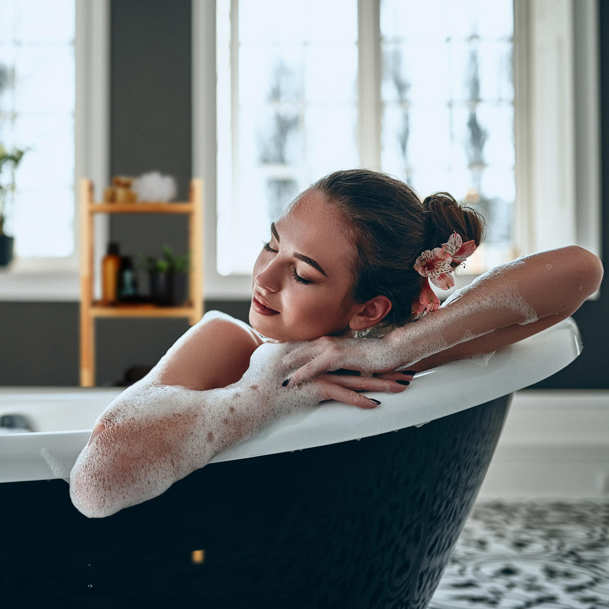 BADREGAL - Hellbraun, Holz (35/110/35cm) - Relaxdays