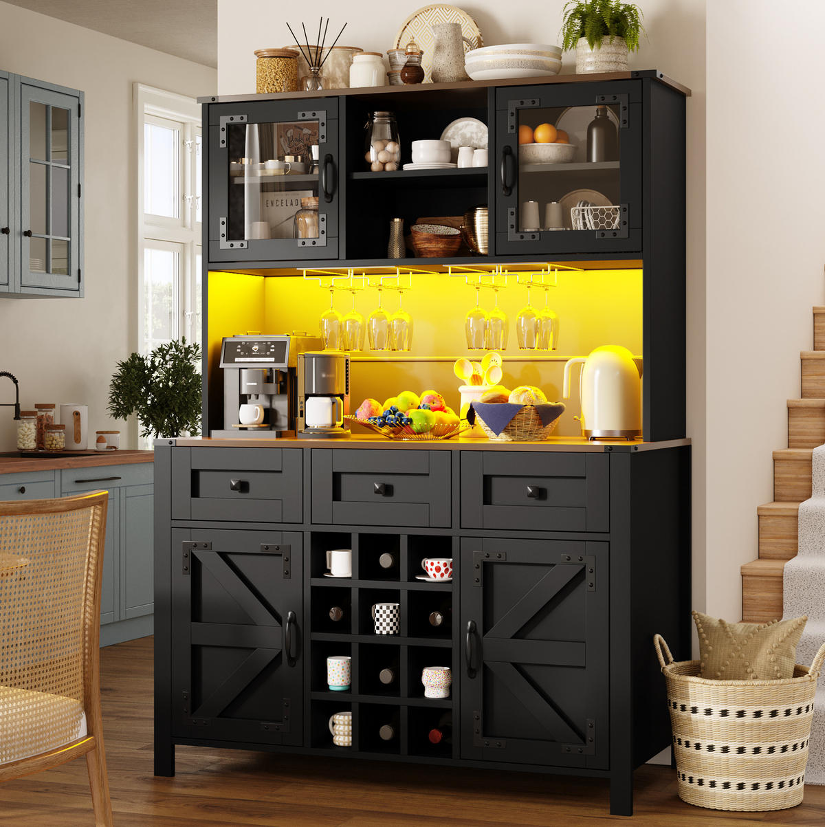 BUFFET 120/40/170 cm aus MDF und Glas mit LED-Beleuchtung und Steckdosenleiste Schwarz - Schwarz, Holzwerkstoff (120/170/40cm) - Modenvie