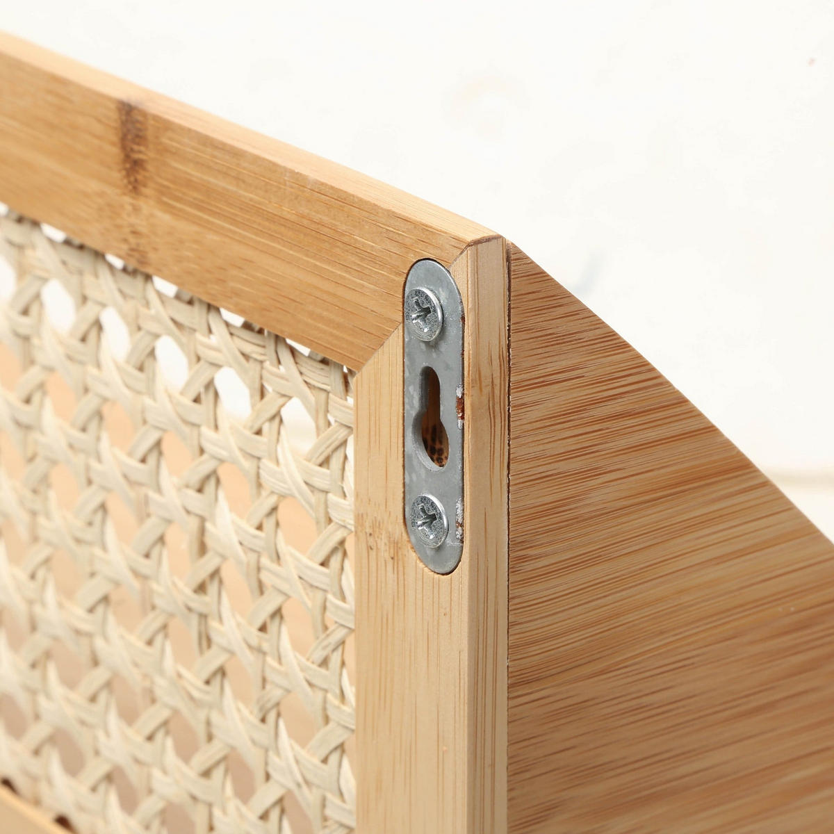 WANDREGAL aus Bambus und natürlichem Rattan - 50 cm - Eschefarben, Holzwerkstoff (15/15/32cm) - Calicosy