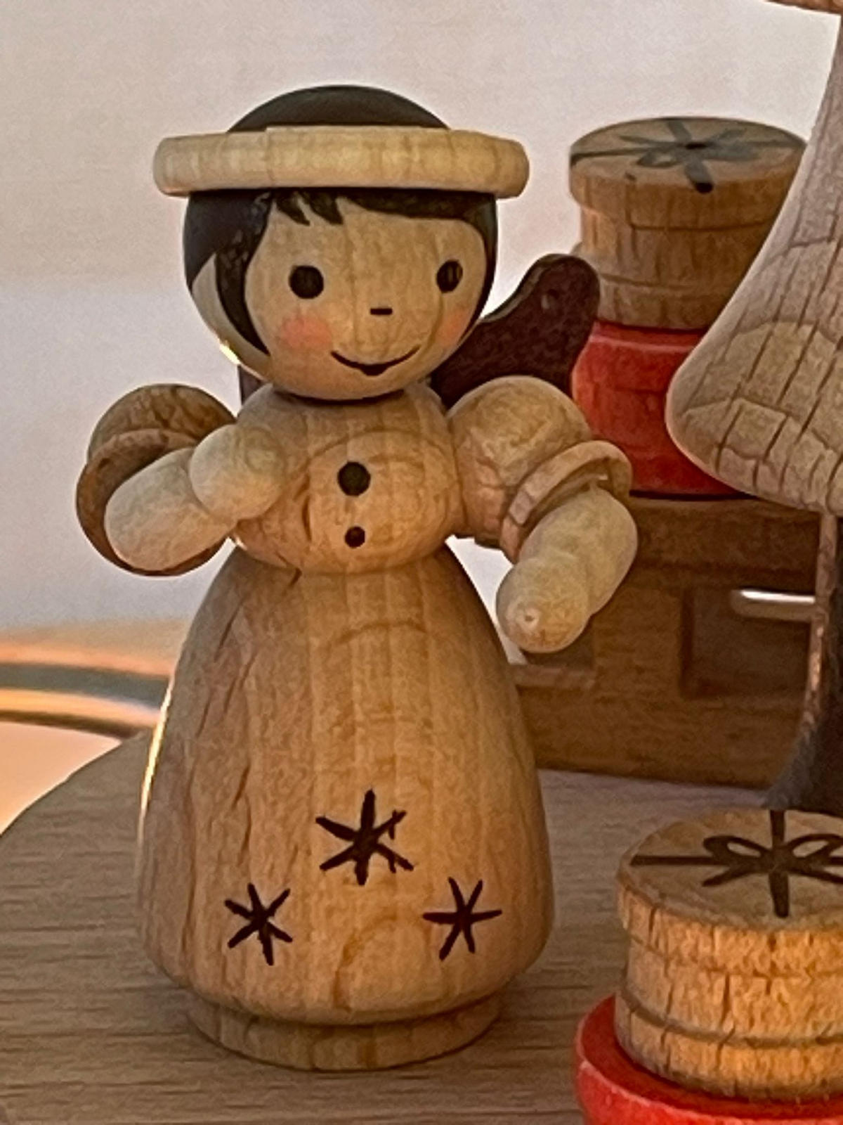 PYRAMIDE Bescherung für 3 Teelichter 23/23/27 cm - Multicolor, Holz (23/27/23cm)