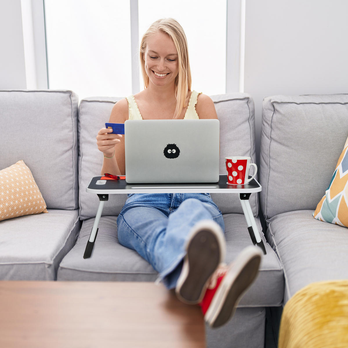 LAPTOPTISCH - Schwarz, Kunststoff/Metall (40/63/26cm) - Relaxdays