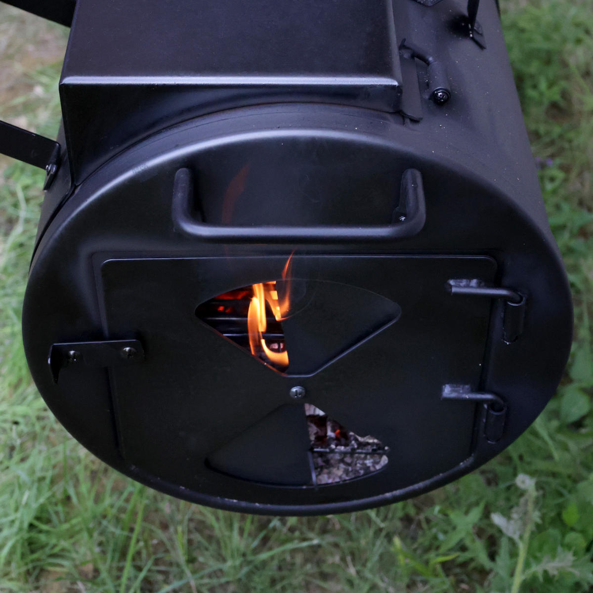 SMOKER CHIEF - Schwarz, Metall (188/175/65cm) - TAINO