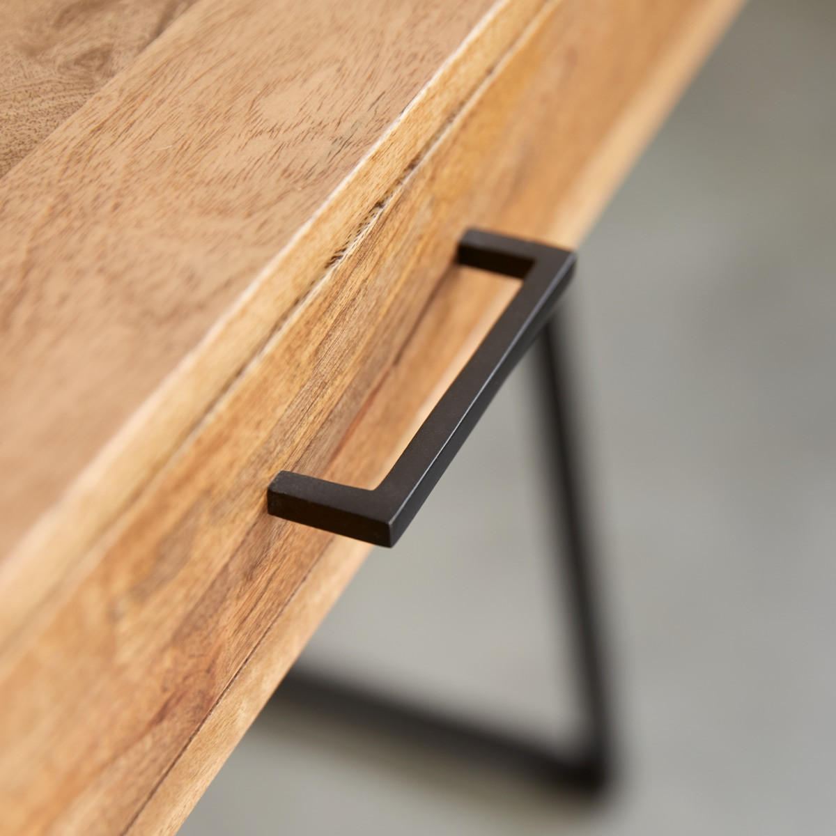 KINDER-SCHREIBTISCH Hedda Braun aus Mango - Braun, Holz (114/83/55cm) - Tikamoon