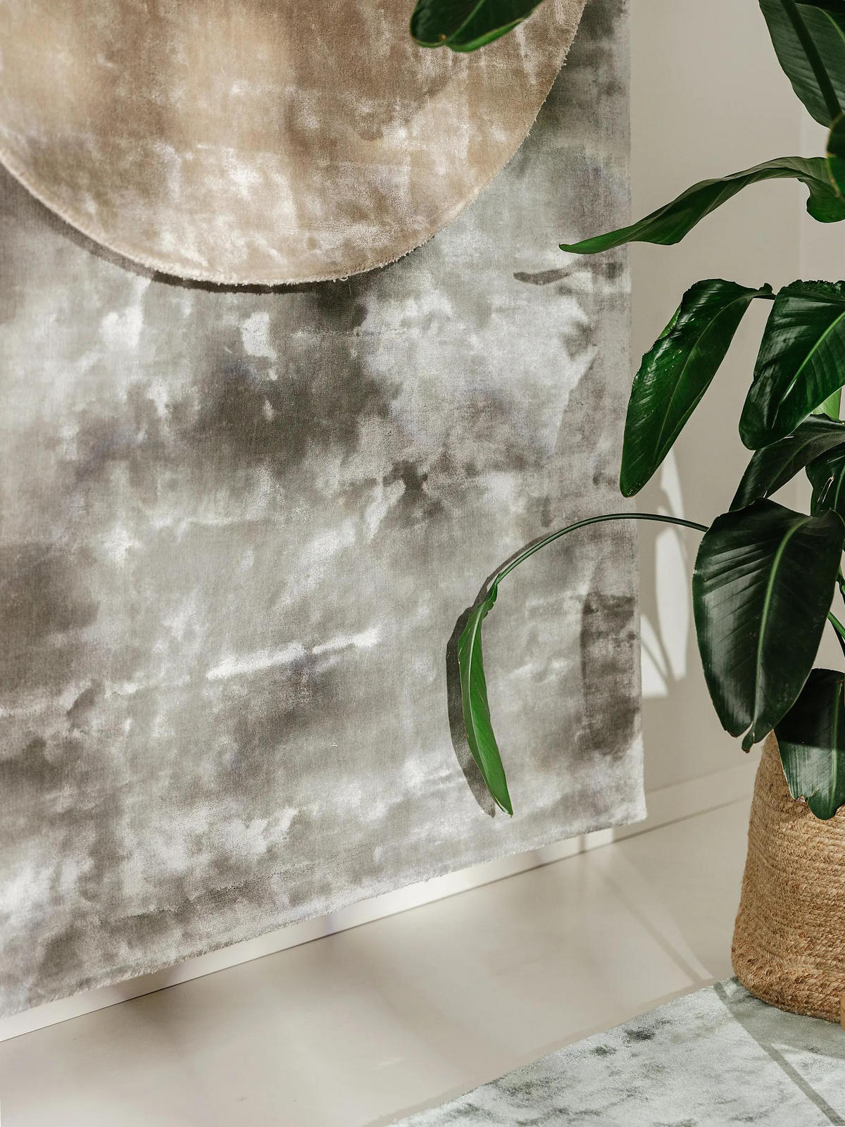 VISKOSETEPPICH Nela Grau 250x350 cm - Grau, Textil (250/350cm) - benuta Pure