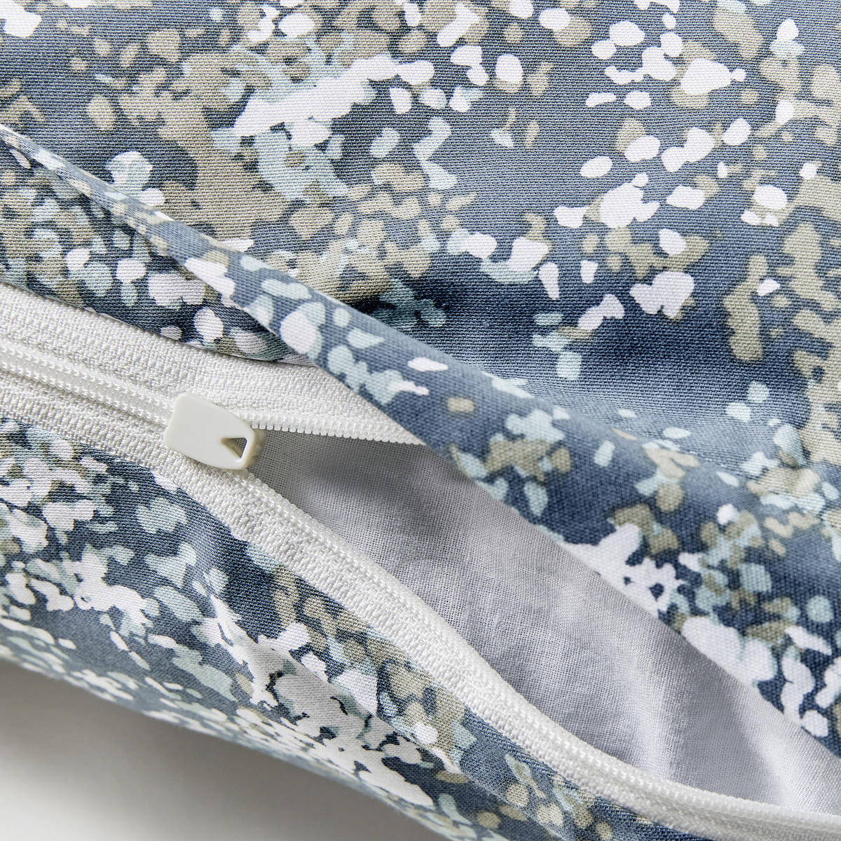 SATINBETTWÄSCHE All Dreams aus Baumwolle 135 x 200 cm - Blau, Textil (135/200cm) - Butlers