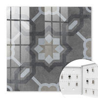 SCHLÜSSELBOX Weiß 30x30 cm – Türöffnung nach rechts - Geometrische Eleganz - Grau, Metall (30/30/5cm) - TULUP