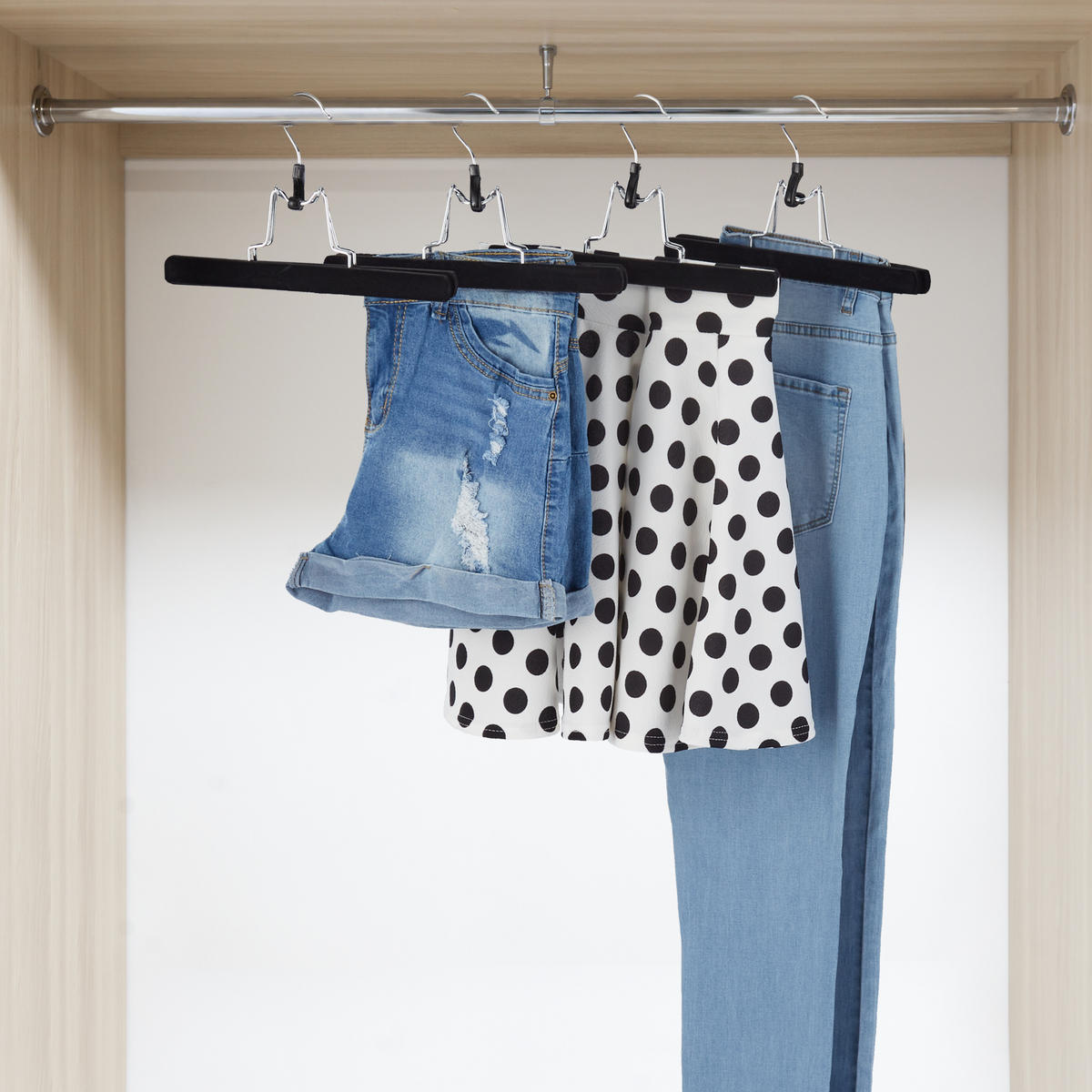 5XOBEŠALNIKI - črna, kovina/tekstil (25/16.5/2.5cm) - Relaxdays