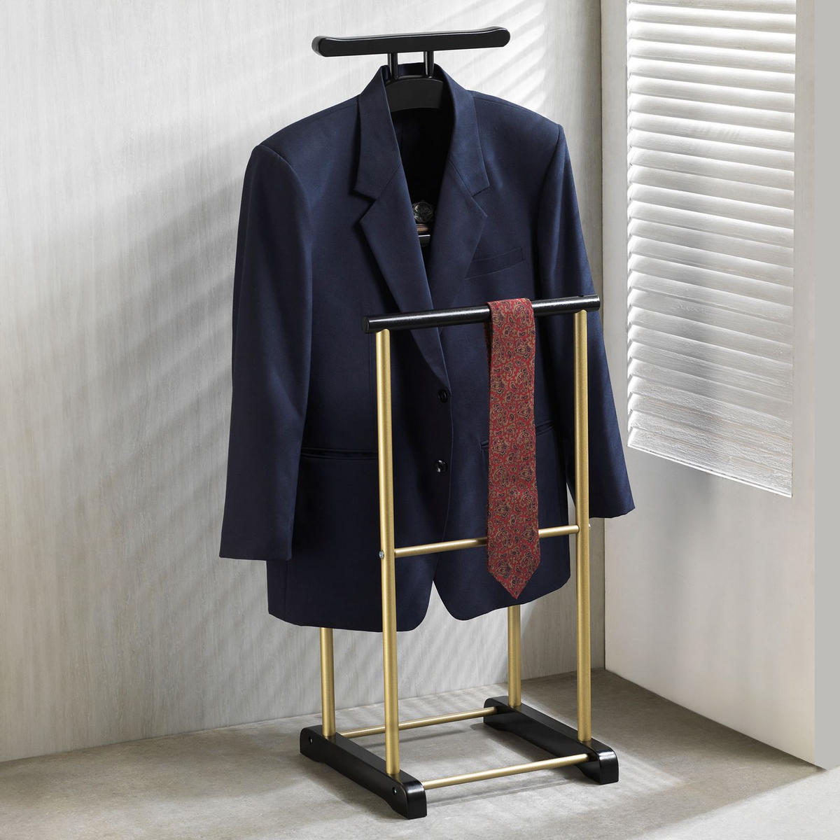 HERRENDIENER MEDINA schwarz/gold - Goldfarben/Schwarz, Metall (44/105/35cm) - CARO-Möbel