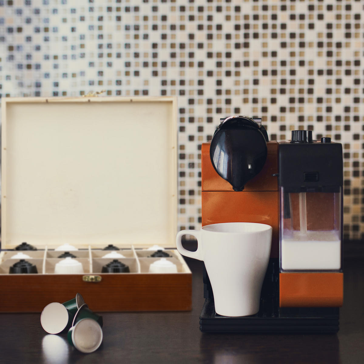 TEEBOX - Dunkelbraun, Holz (29/7.5/26cm) - Relaxdays