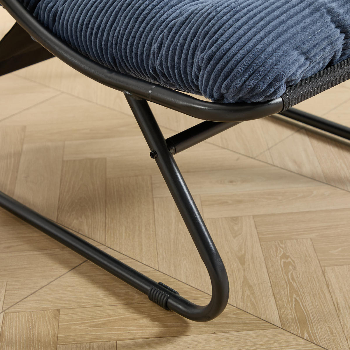 RELAXAČNÉ kreslo s taburetkou 65/78/86 cm tmavomodré s čiernym rámom na oddych z ocele - tmavomodrá, kov (78/86/65cm) - OKWISH