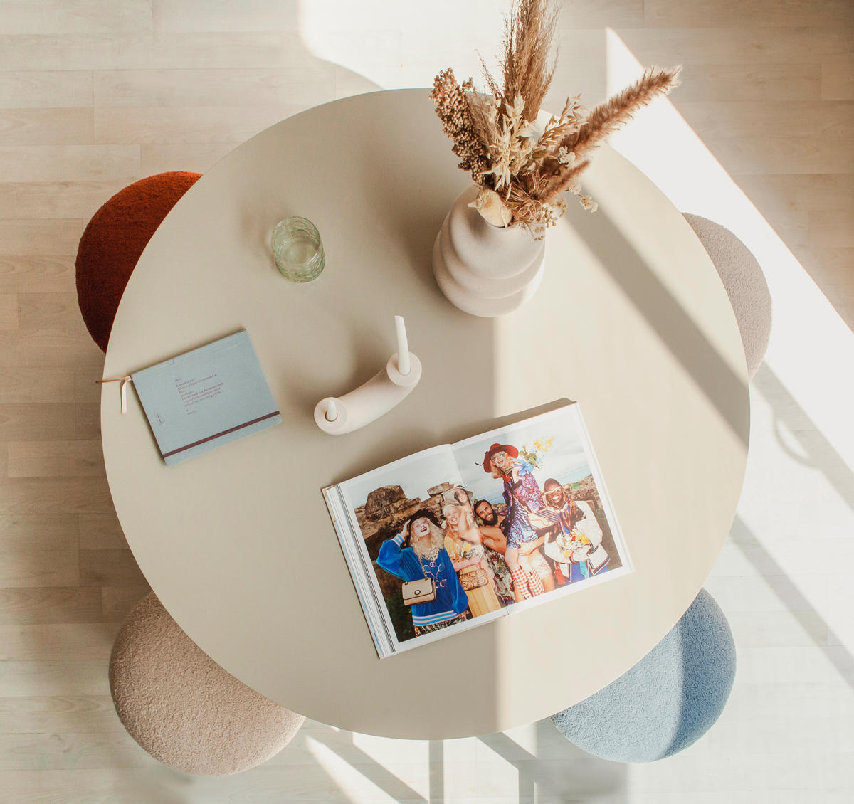 ESSTISCH Runder mit laminiertem 3 cm in Taupe, 120 cm - Beige, Holzwerkstoff (120/120/75cm) - RNT By Really Nice Things