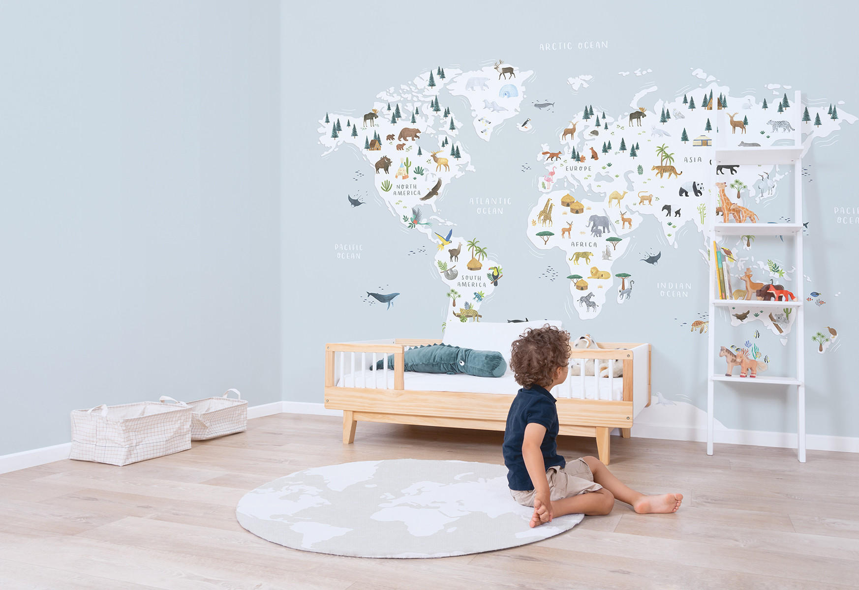 VLIESTAPETE Weltkarte mit Tieren 4 m x 3 m, blau/grau - Blau, Papier (300/400cm) - Lilipinso