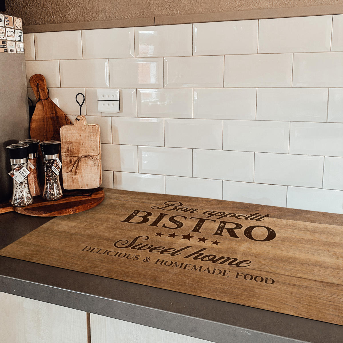 HERDABDECKPLATTE Zitat - Bistro - Guten Appetit - Süßes Zuhause - Holzmaserung 91x52 cm - Braun, Kunststoff (91.6/0.2/52.7cm) - MuchoWow